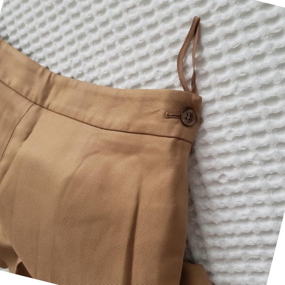 NEW Carolina Herrera retro tan flat front high waisted silk gaucho shorts 8 - Picture 4 of 9